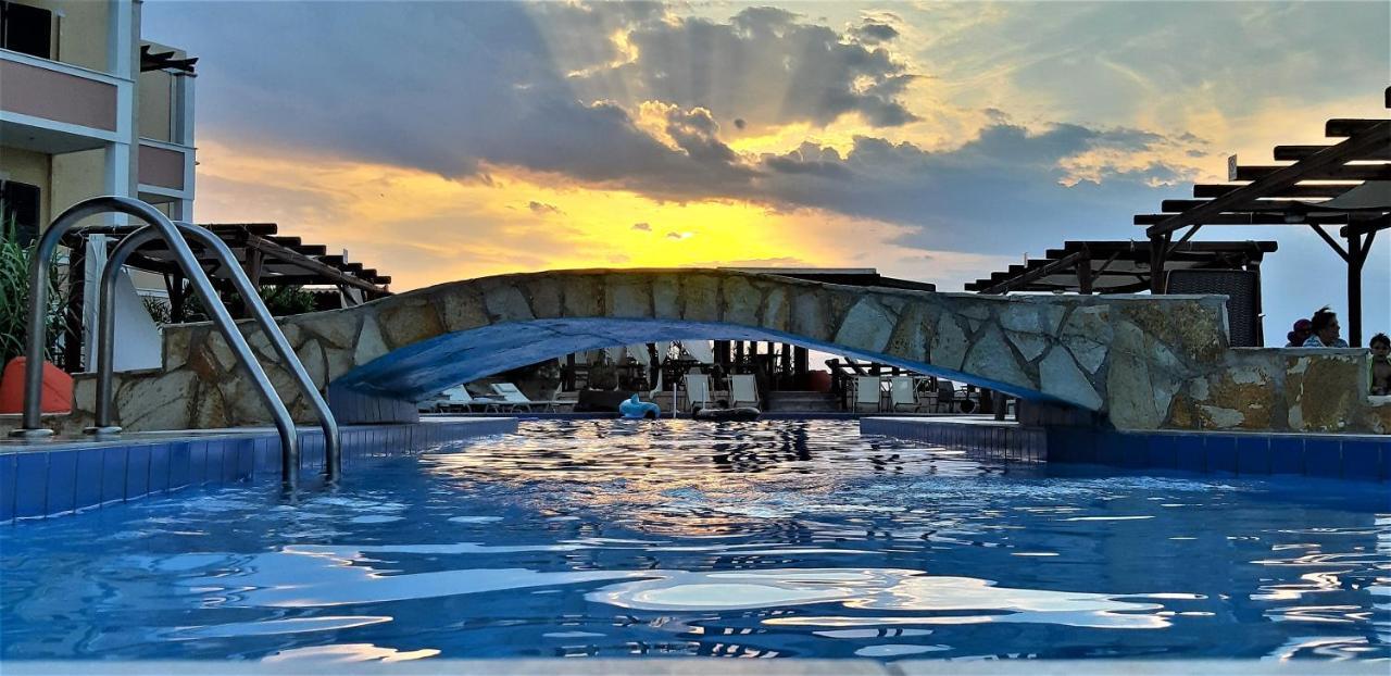 Irides Aparthotel Souvala Luaran gambar